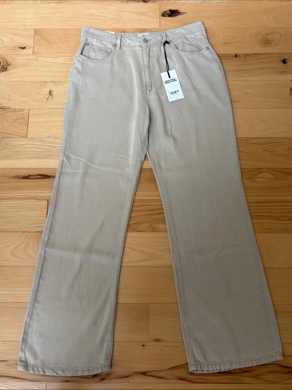 NWT Oat New York High Rise Mini Flare Jeans in Light Beige Size 10/30